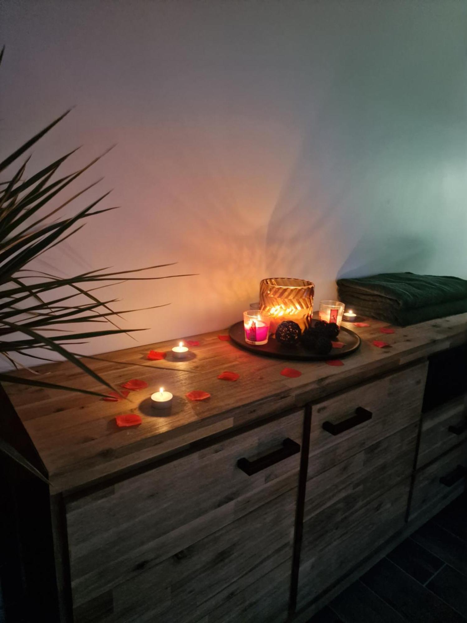 Atoumo Appartement Love Jacuzzi & Jardin Disneyland Paris Quincy-Voisins Exterior photo