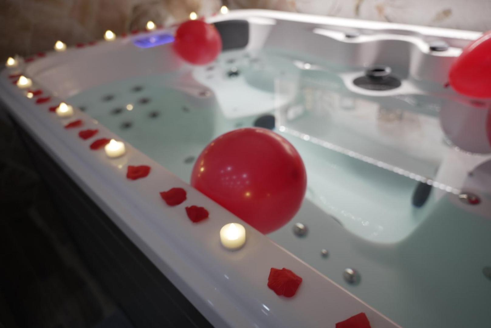 Atoumo Appartement Love Jacuzzi & Jardin Disneyland Paris Quincy-Voisins Exterior photo